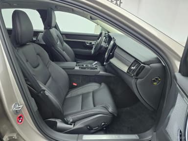 S90
