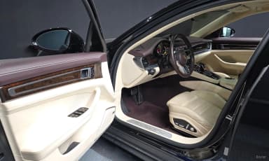 Panamera (971)