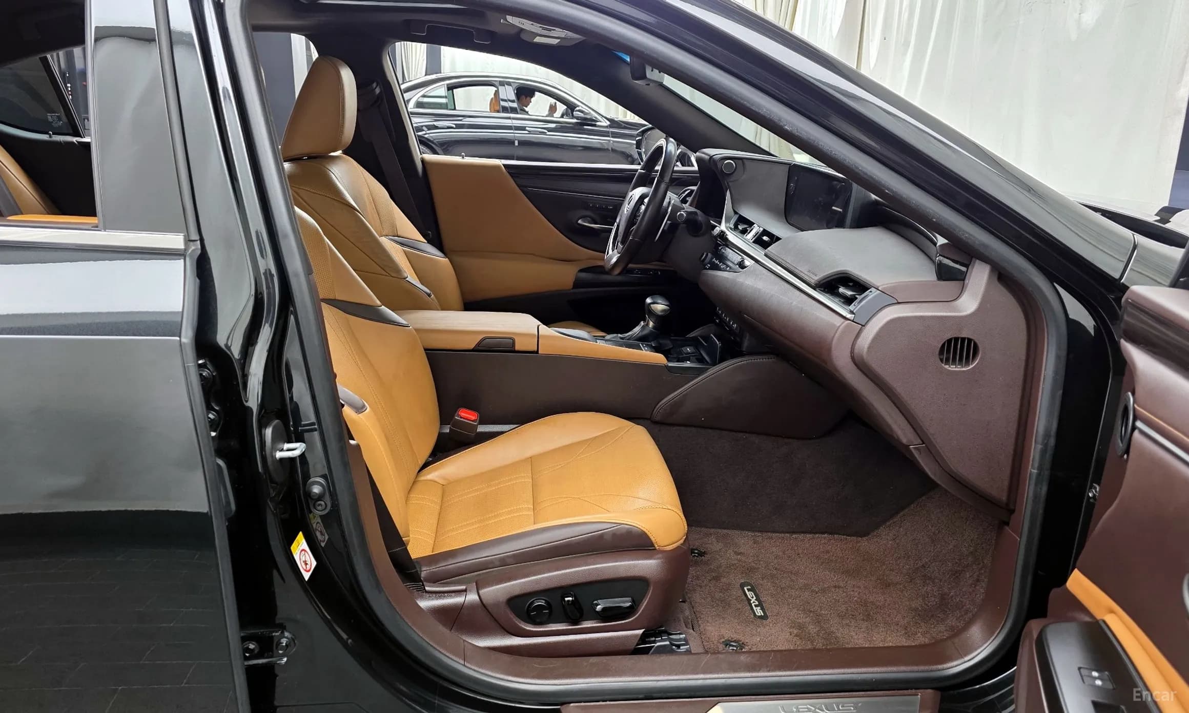 ES300h 7th Generation