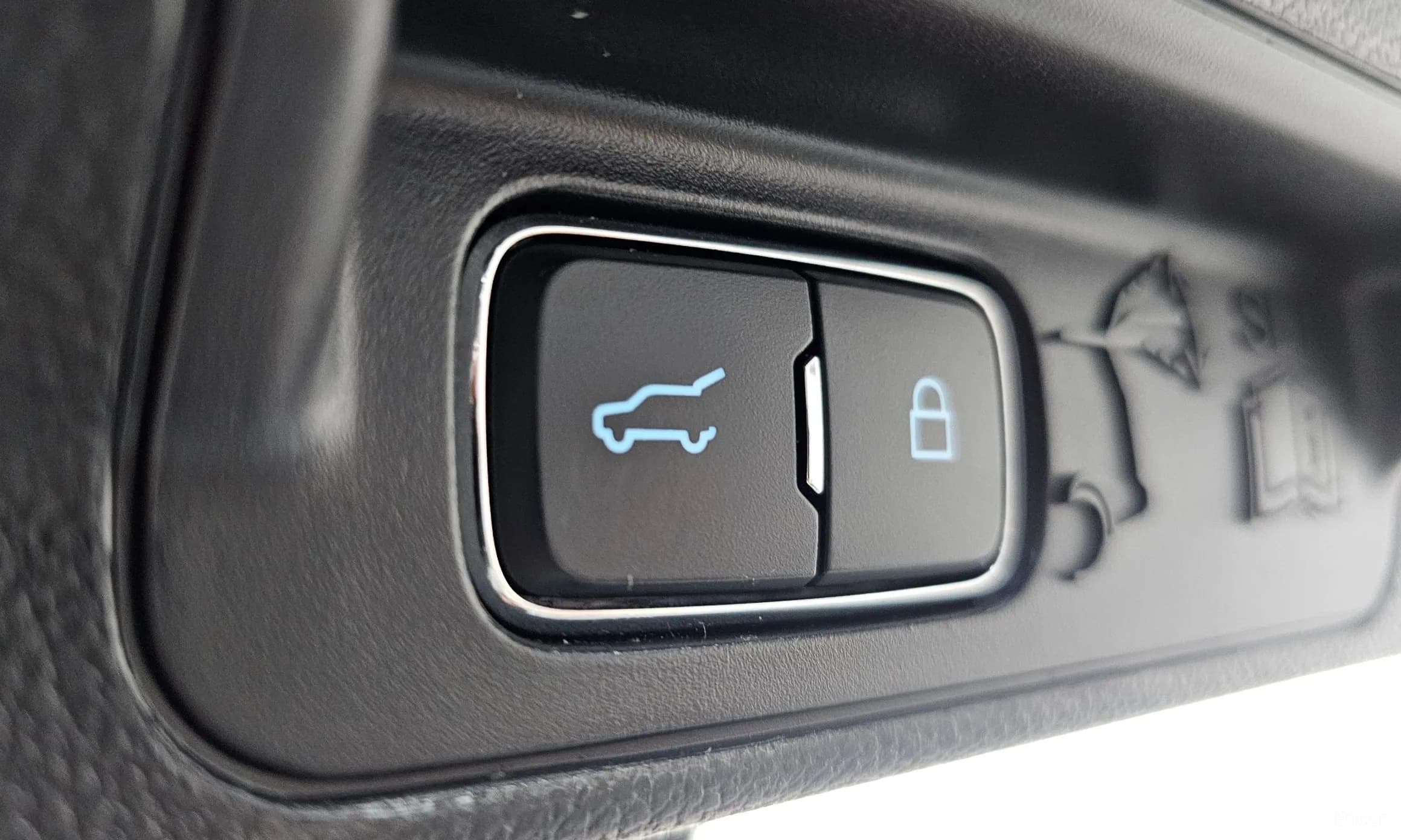 Explorer 6th Generation