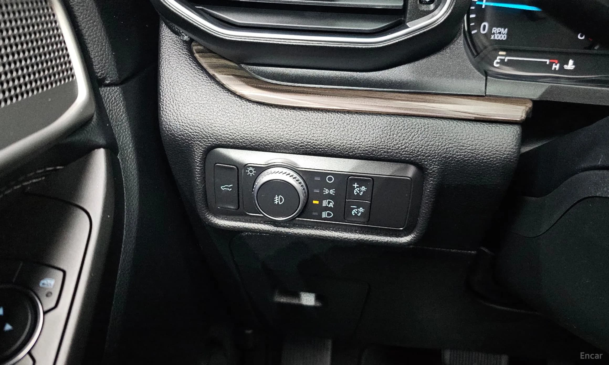 Explorer 6th Generation