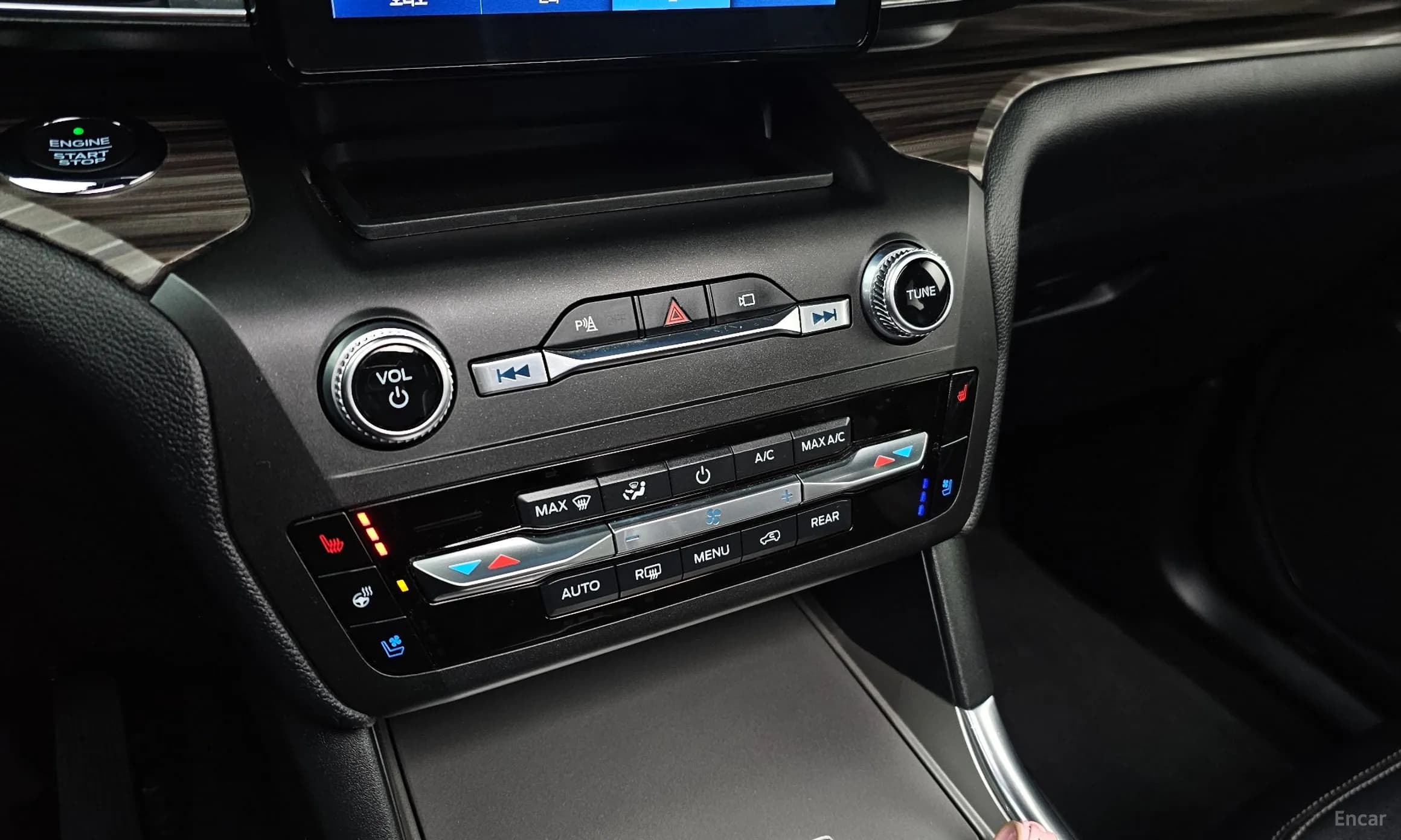 Explorer 6th Generation