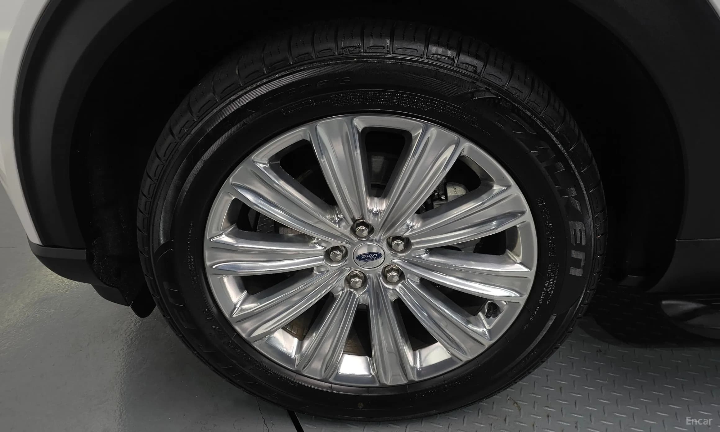 Explorer 6th Generation