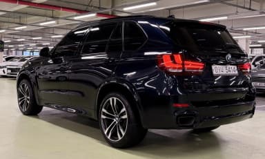 X5 (F15)