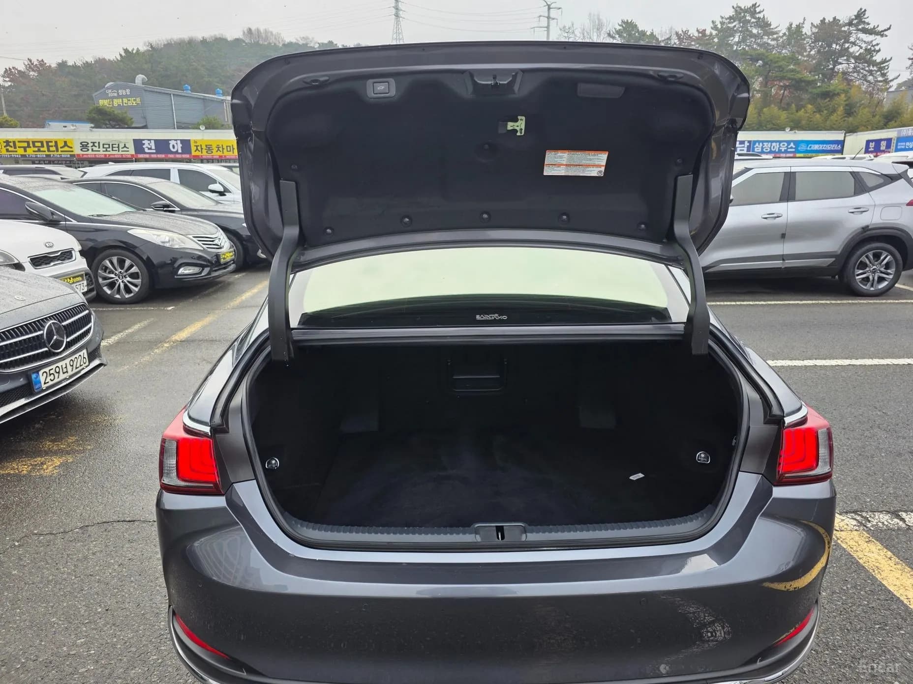 ES300h 7th Generation