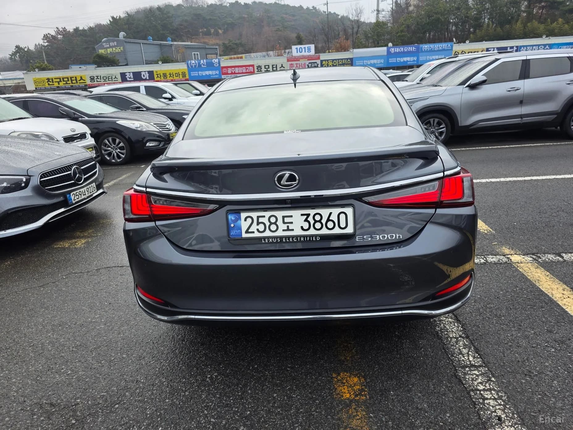 ES300h 7th Generation