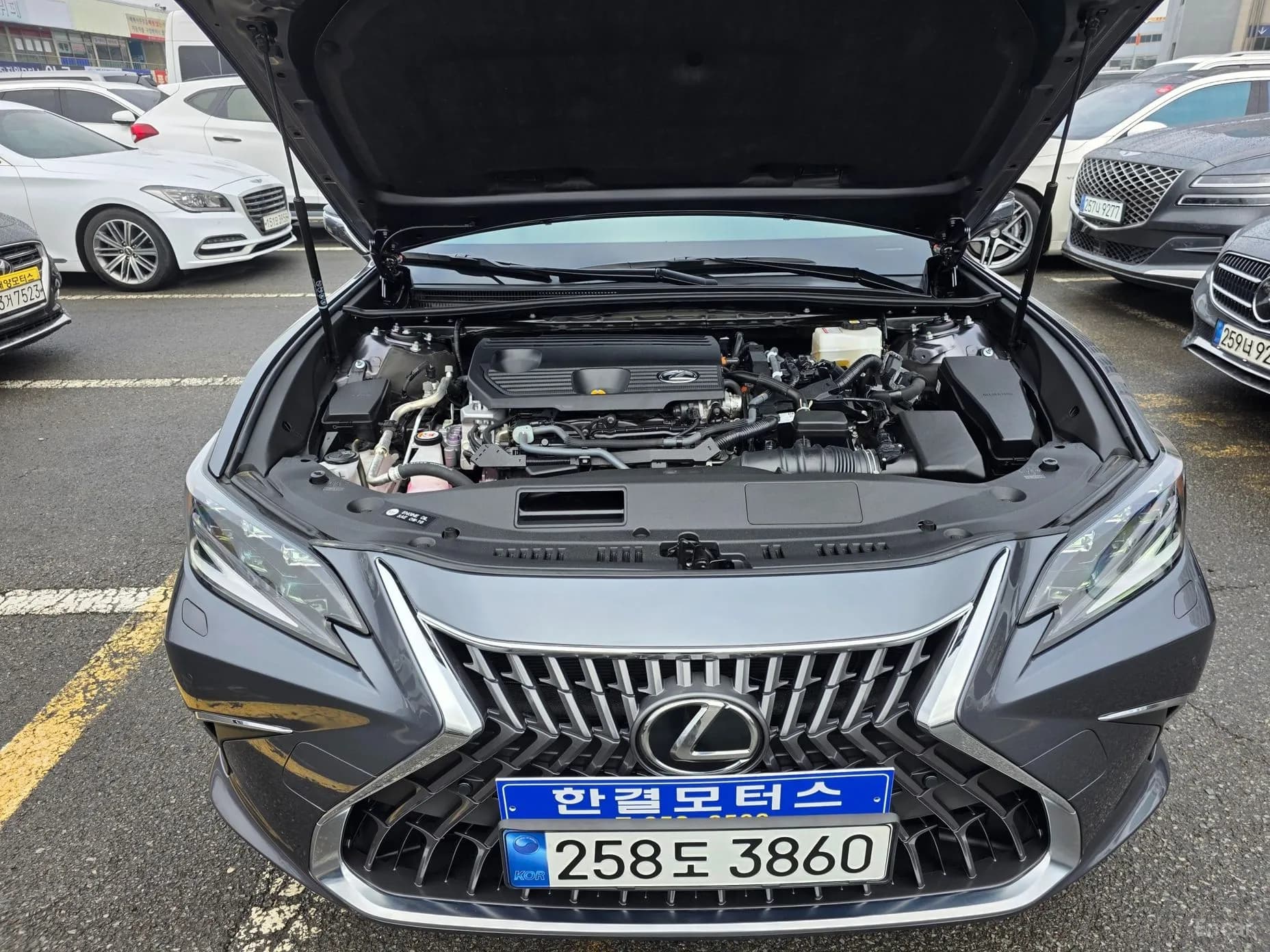 ES300h 7th Generation