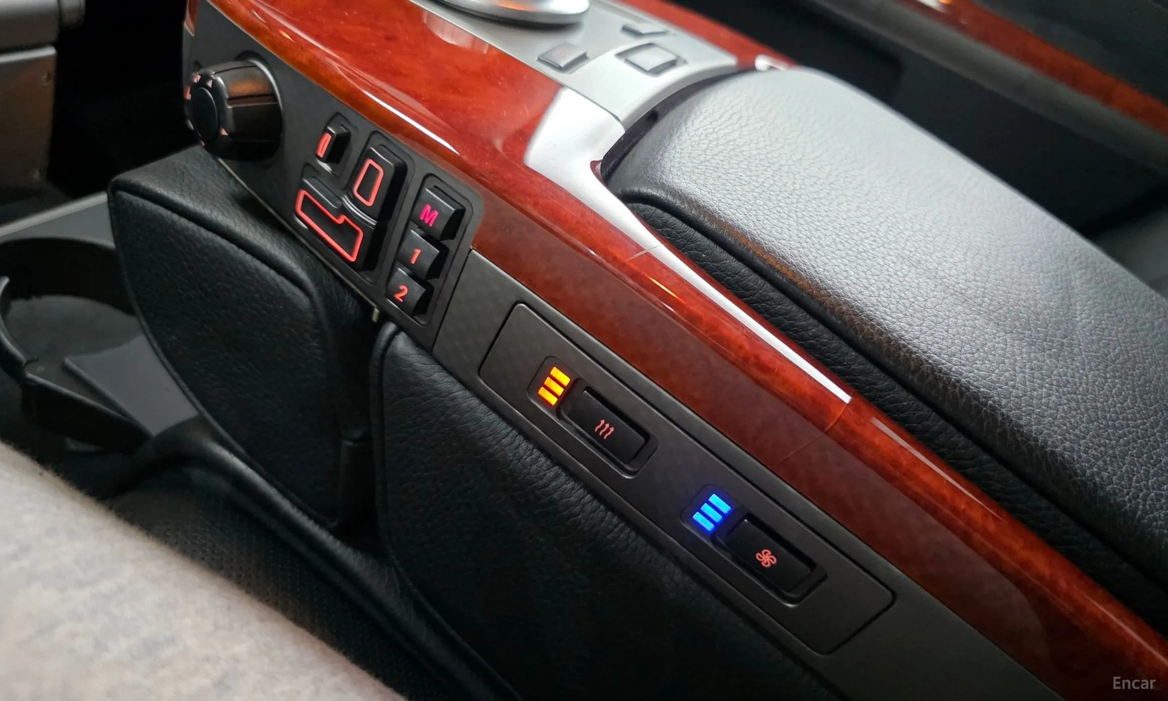 7 Series (E65)