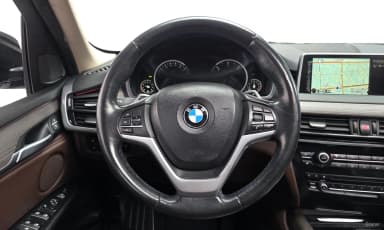 X5 (F15)