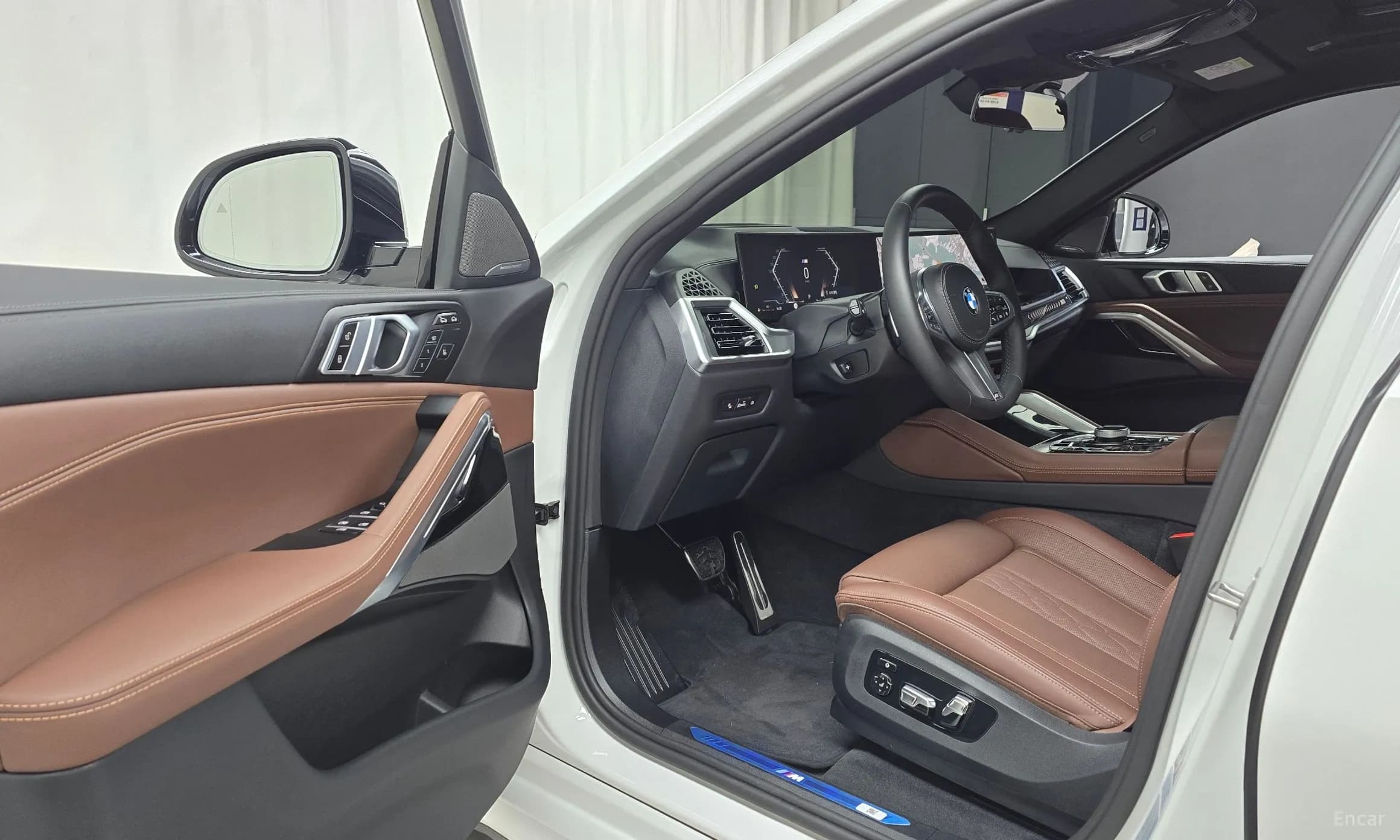 X6 (G06)