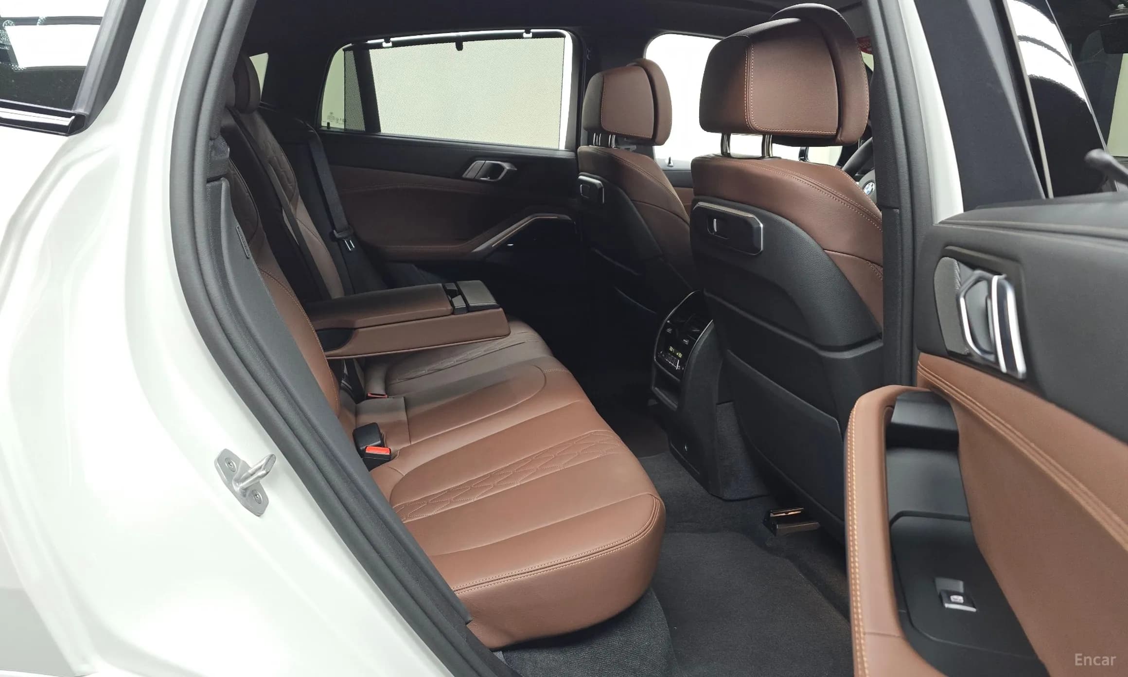 X6 (G06)