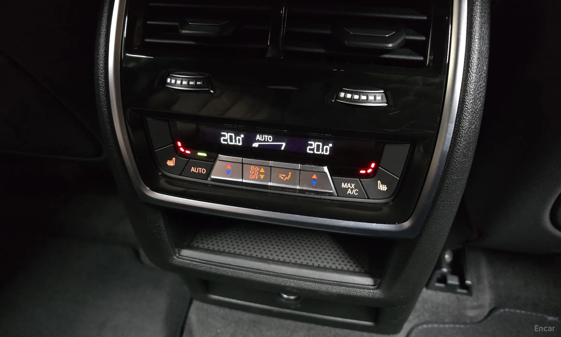 X6 (G06)