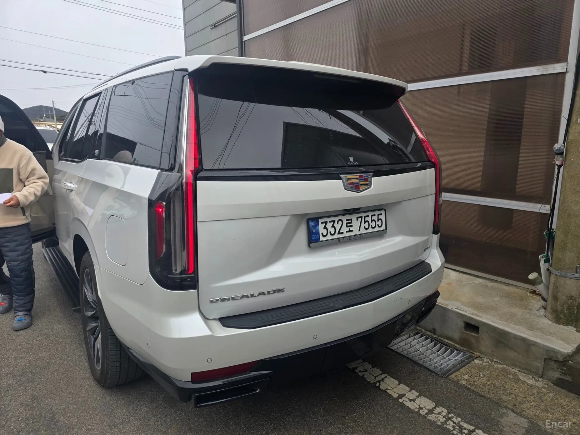 Escalade 5th Generation