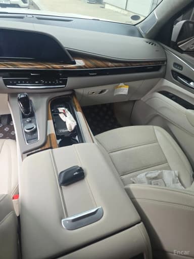 Escalade 5th Generation