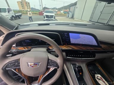 Escalade 5th Generation