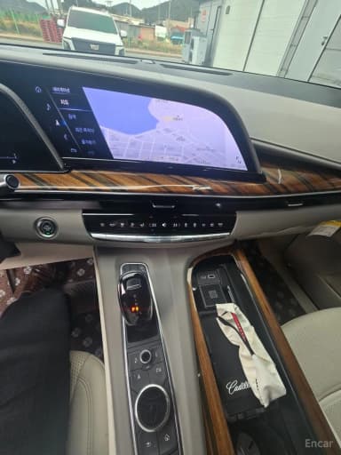 Escalade 5th Generation