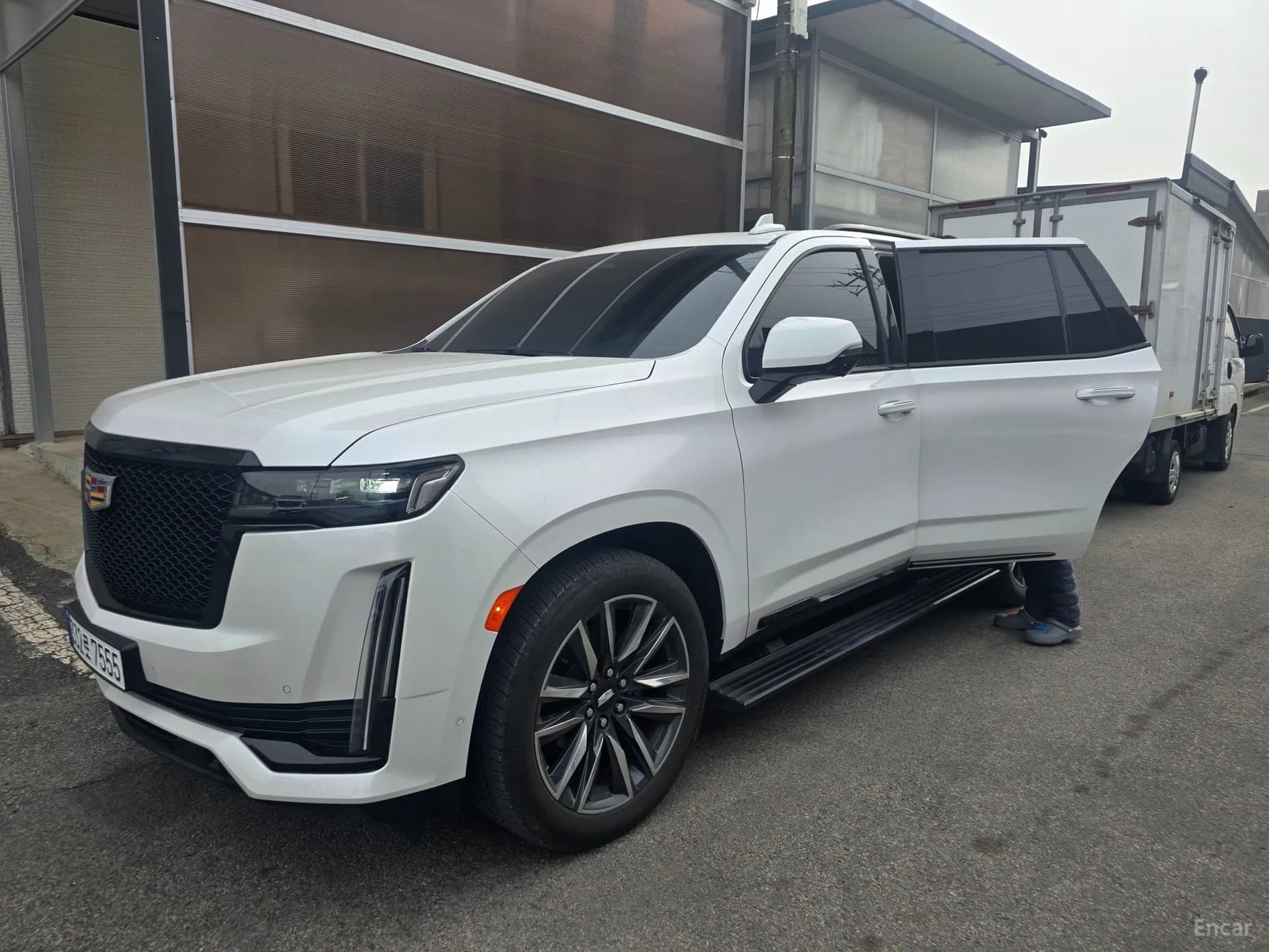 Escalade 5th Generation