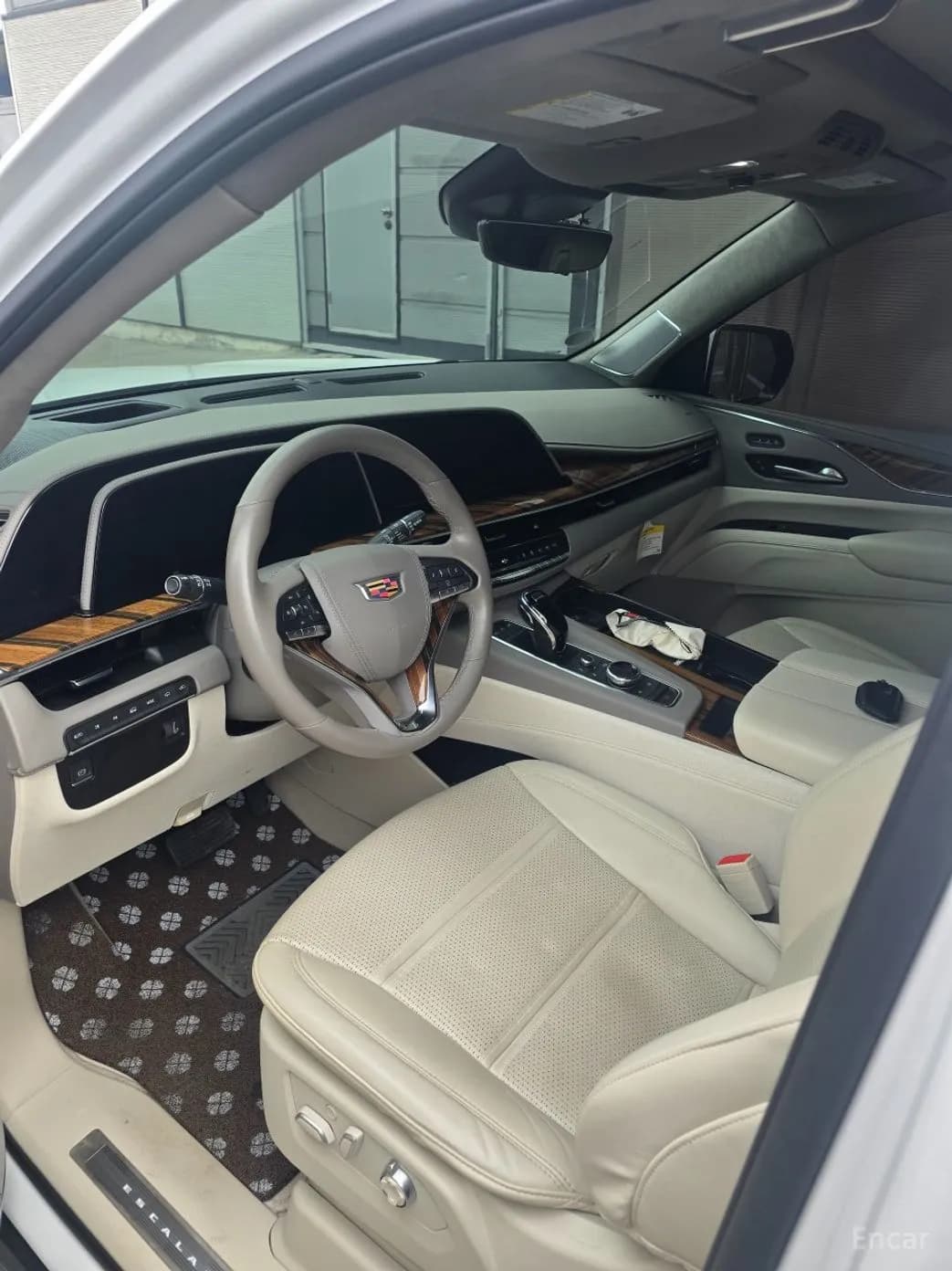 Escalade 5th Generation