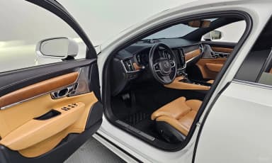 S90