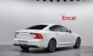 S90
