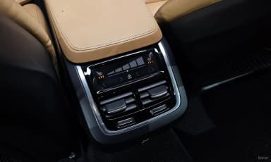 S90