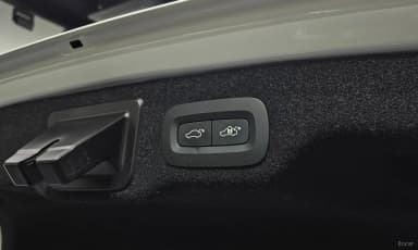 S90