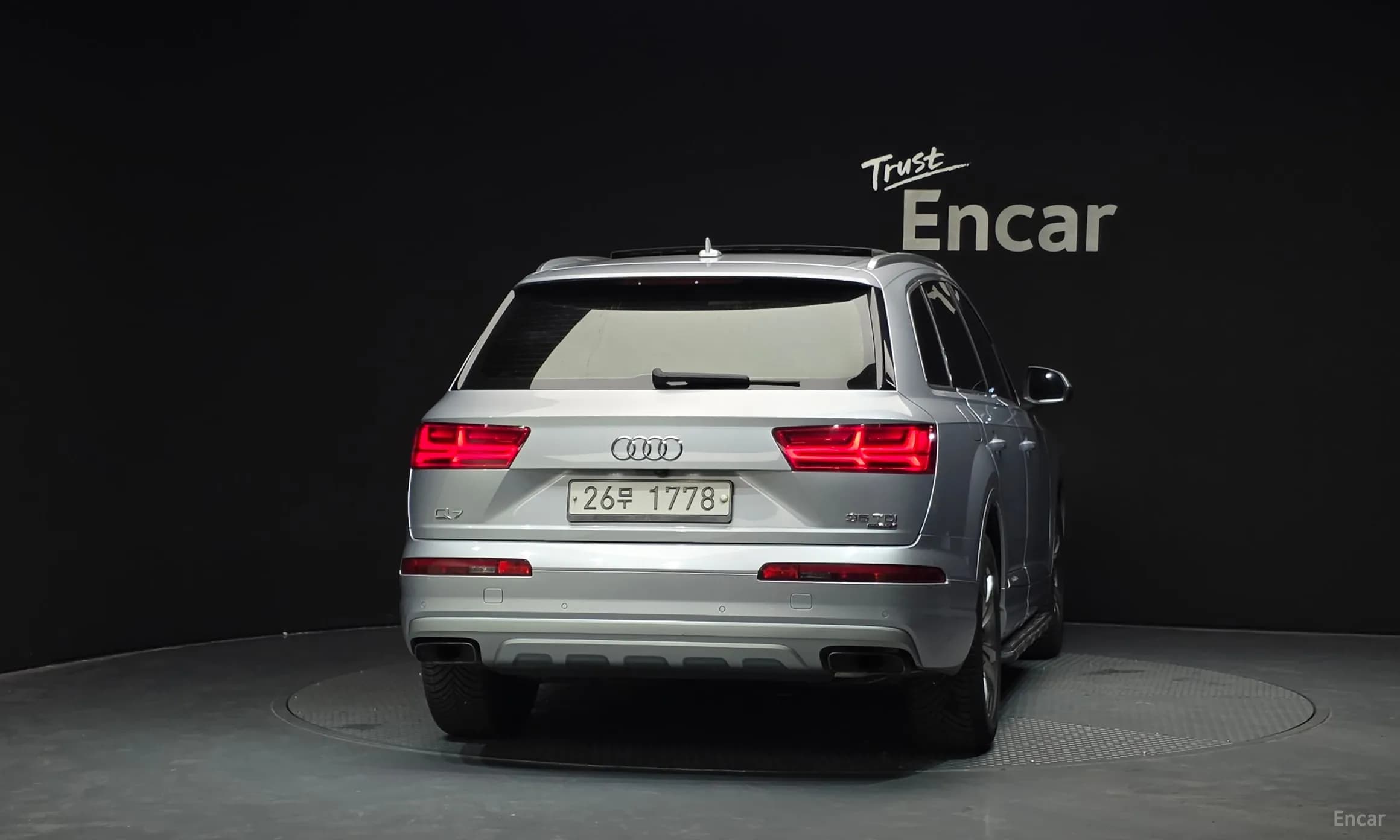 Q7 (4M)