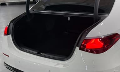 E-Class W214