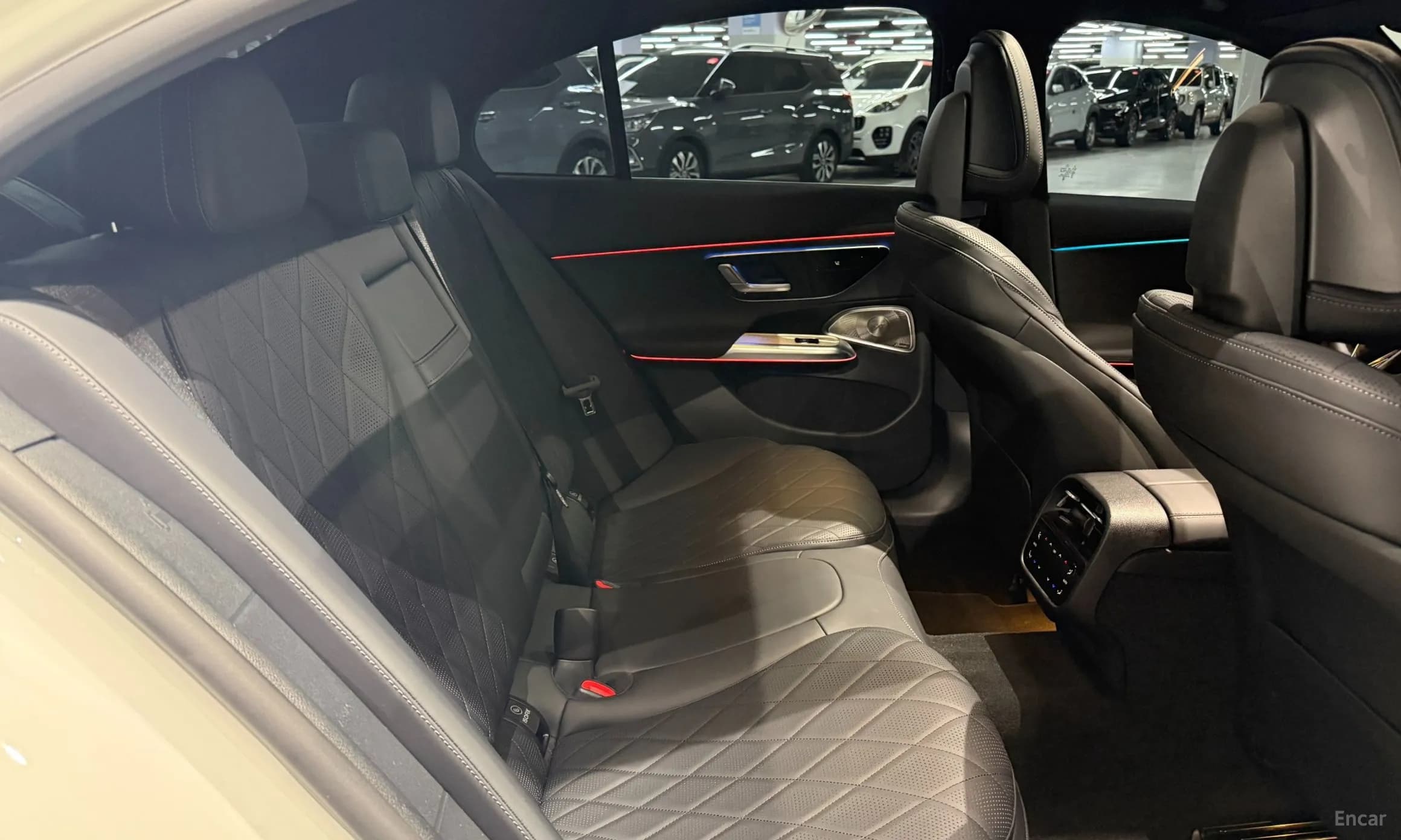 E-Class W214