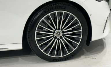 E-Class W214
