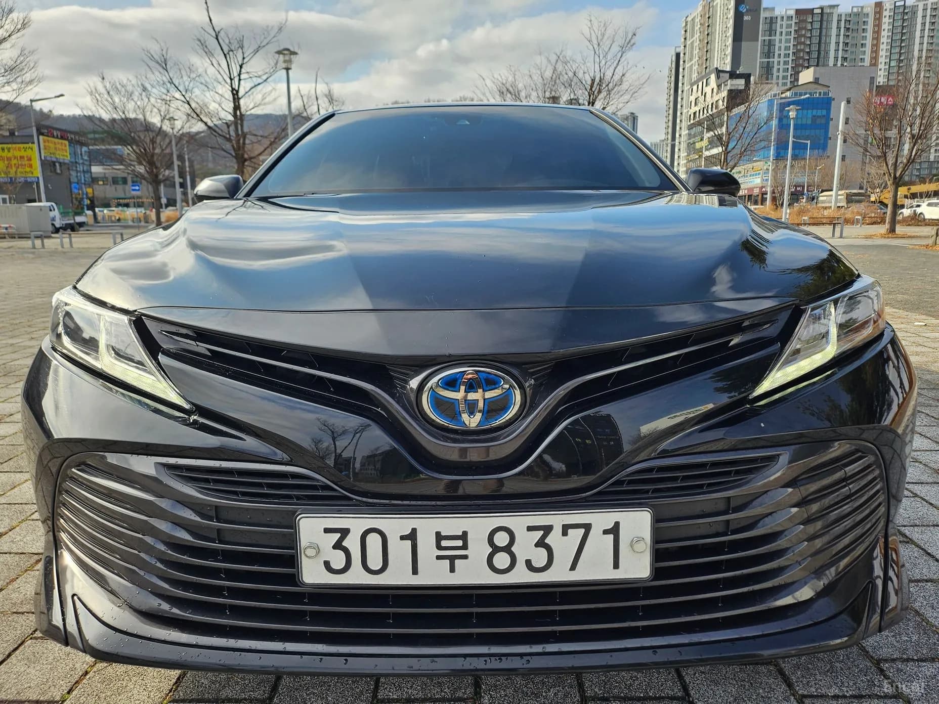 Camry (XV70)