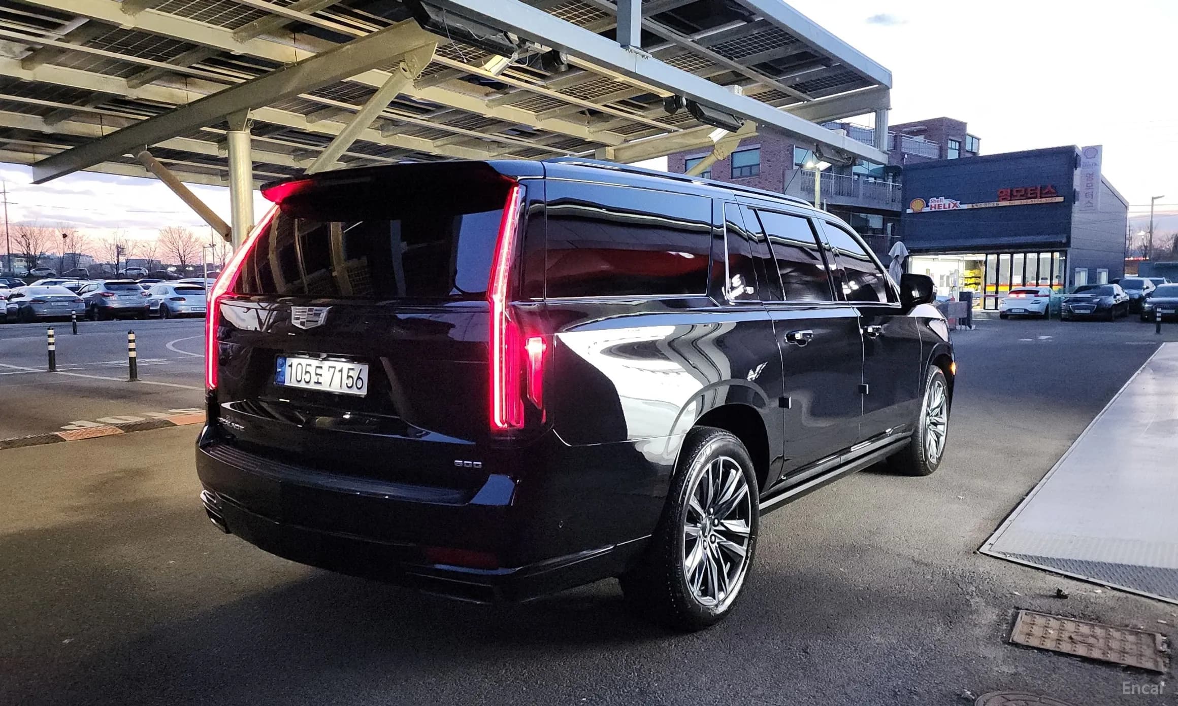 Escalade 5th Generation