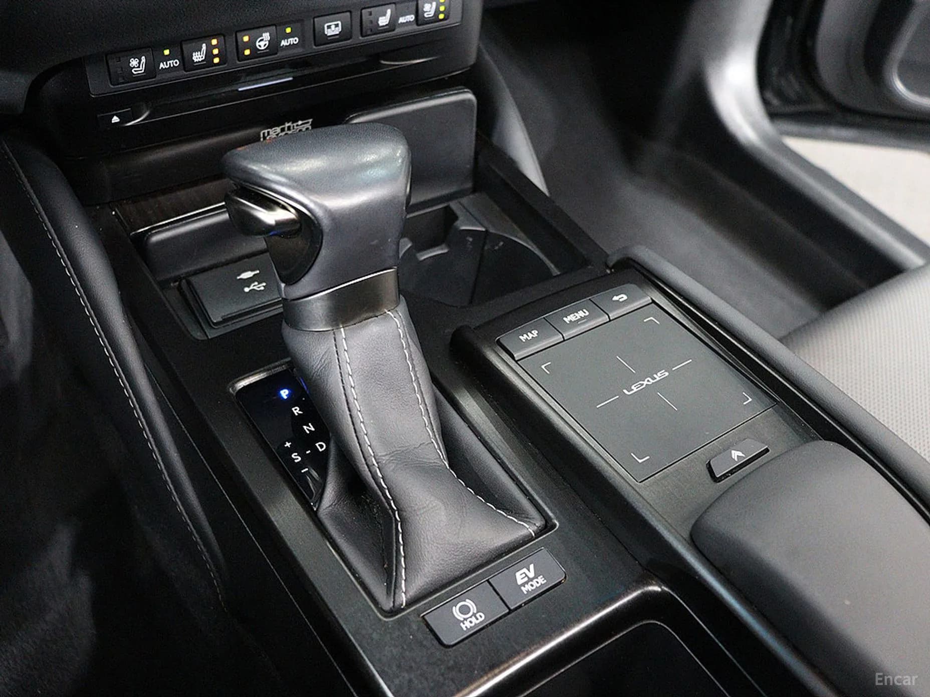ES300h 7th Generation
