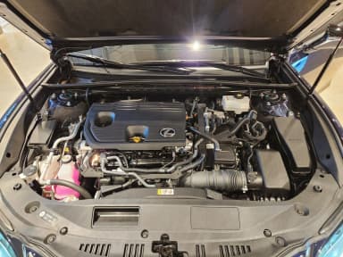 ES300h 7th Generation