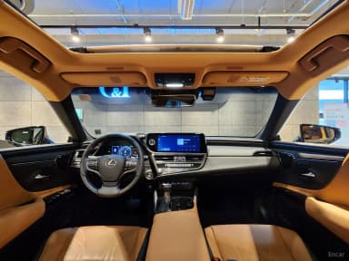 ES300h 7th Generation