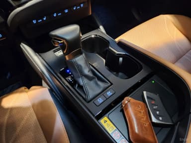 ES300h 7th Generation