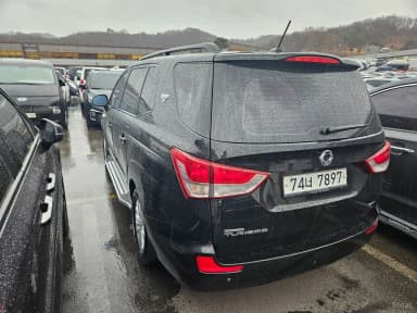 Korando Turismo