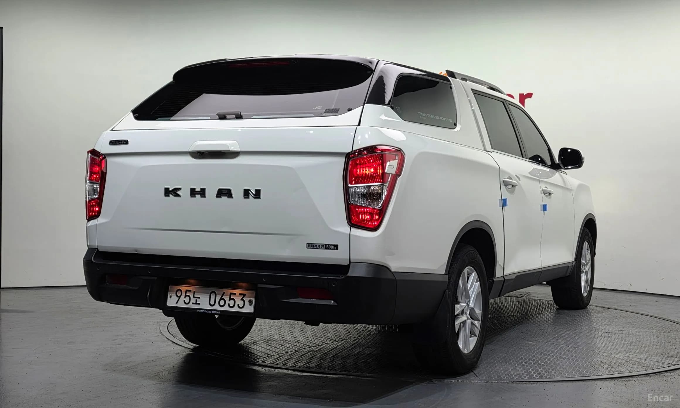 Rexton Sports Khan