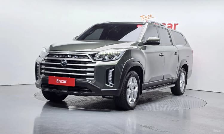 Rexton Sports Khan