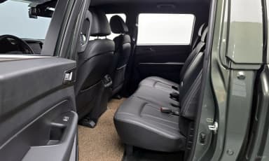 Rexton Sports Khan