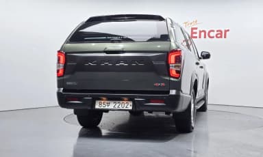 Rexton Sports Khan