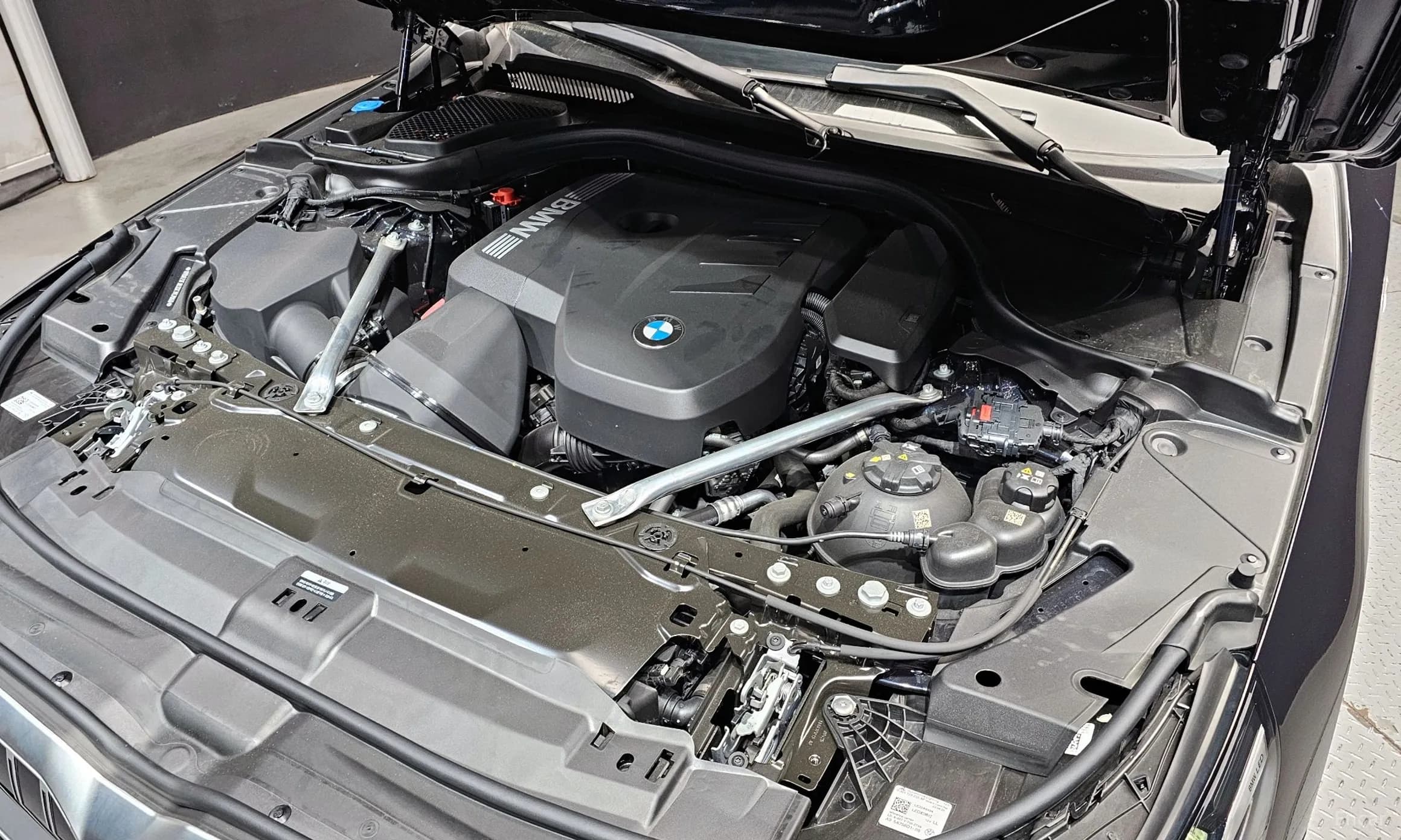 5 Series (G60)