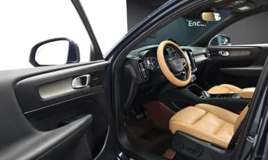 XC40