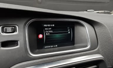 V40