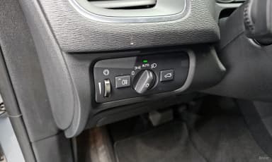 V40