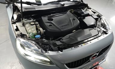 V40
