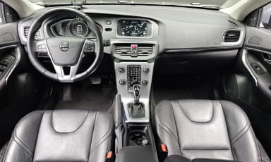 V40