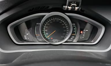 V40