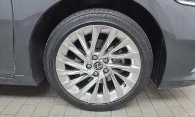 ES300h 7th Generation