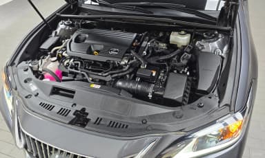 ES300h 7th Generation